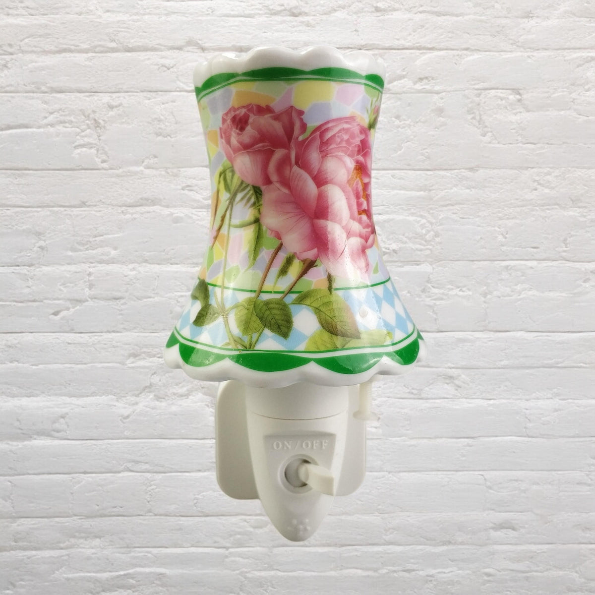 Plug-In LED Night Light with Floral Ceramic Body and On/Off Switch – Decorative Lighting for Bedrooms and Hallways