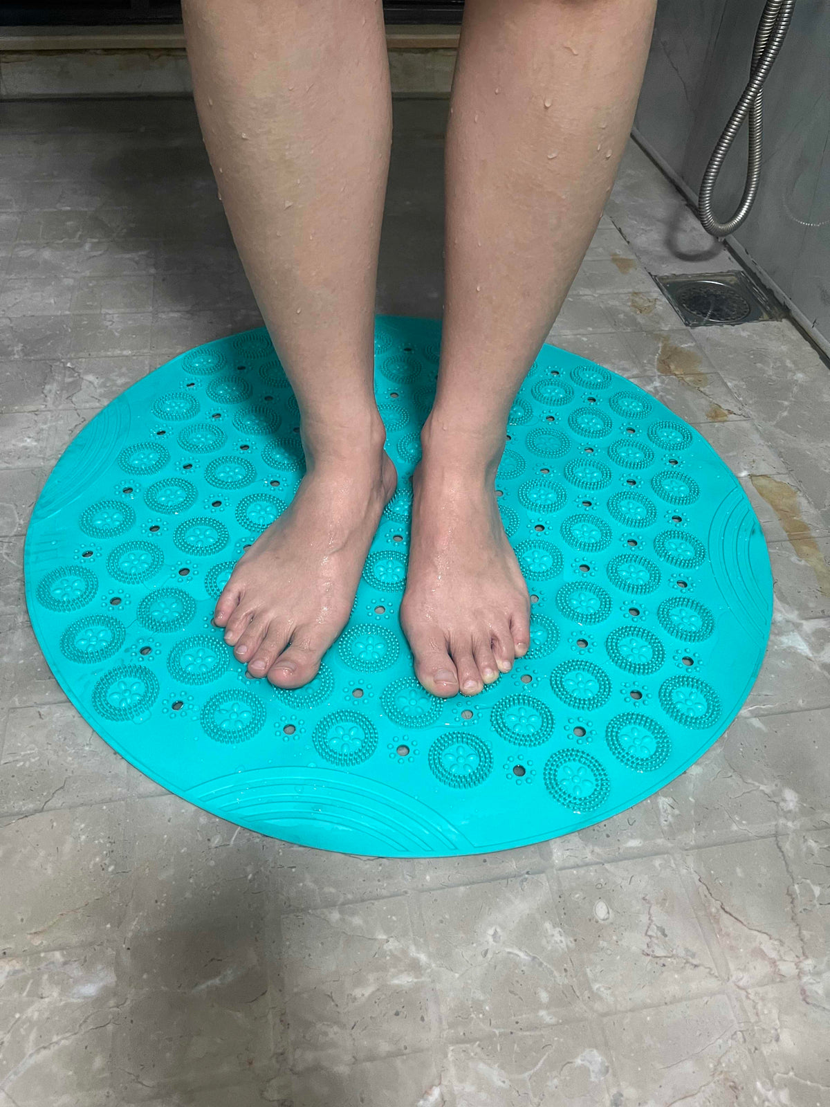 Avilo Reflexology Shower Mat – Foot Stimulating Bathroom Mat