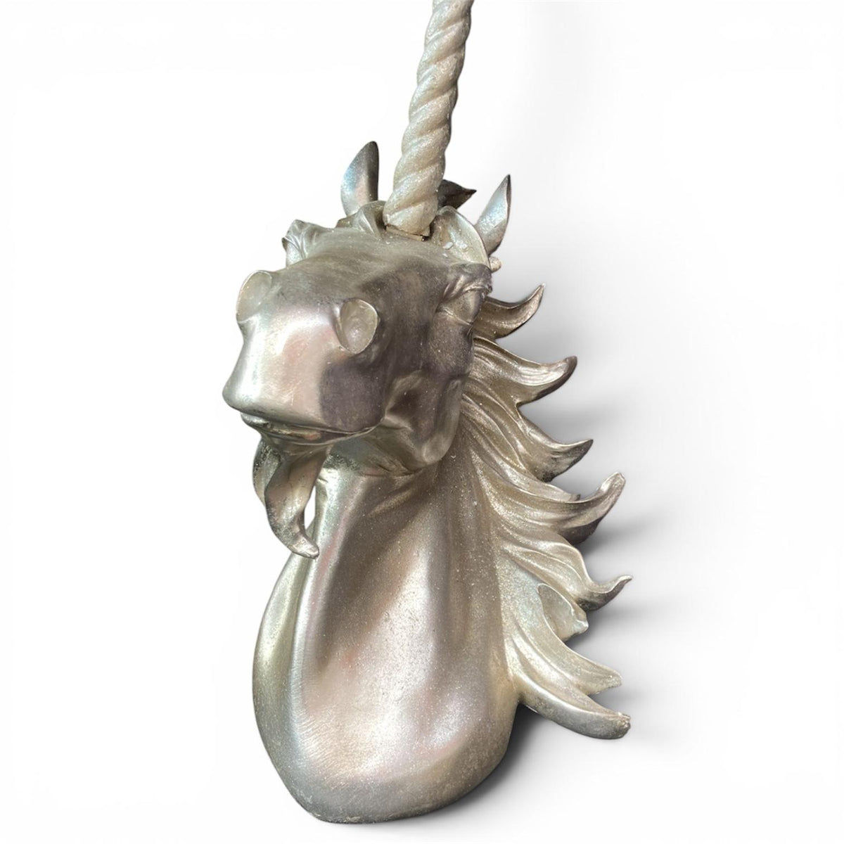 Silver Unicorn Head Wall Decoration – Reflective Statement Piece for Modern Interiors, 51cm
