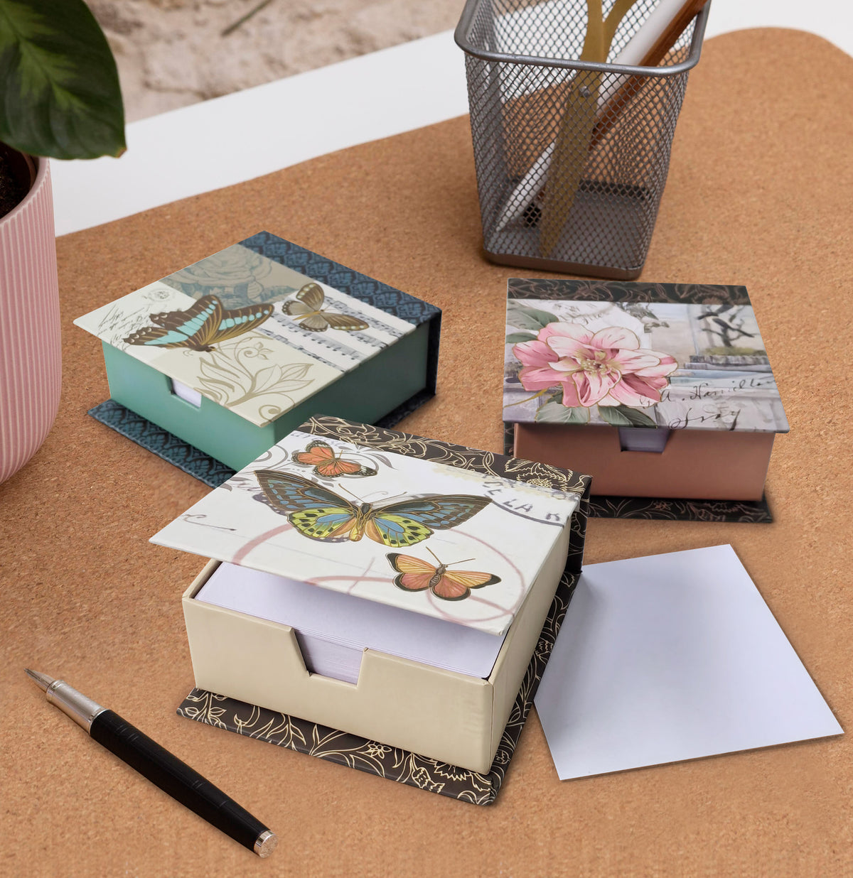 Avilo Butterfly & Flower Memo Boxes, Set of 3 – Decorative Storage for Notes and Keepsakes