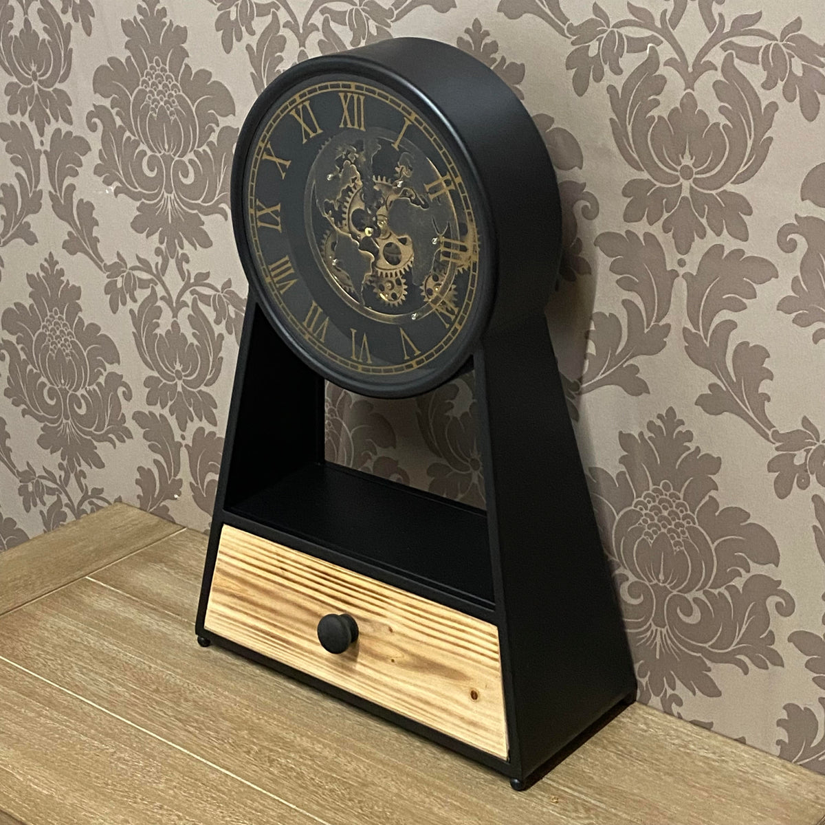 AcaciaHome Black & Gold Mantel Gear Clock with Silent Sweep Moving Gears – Mid-Century Modern Metal Design