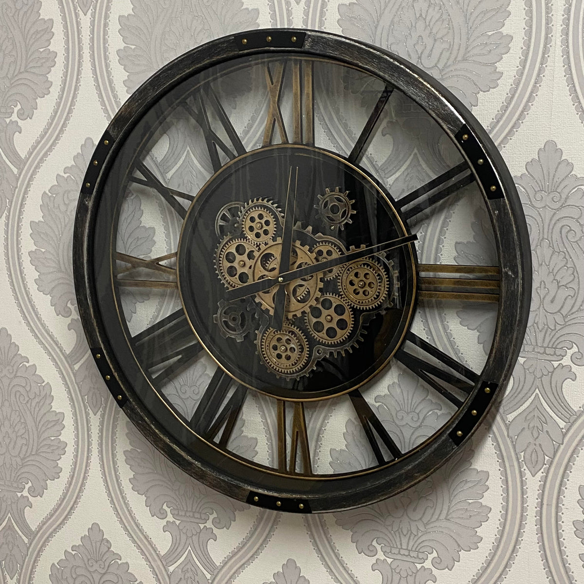 AcaciaHome Industrial Roman Numeral Round Wall Clock with Moving Gears – Quartz Battery Timepiece, Black