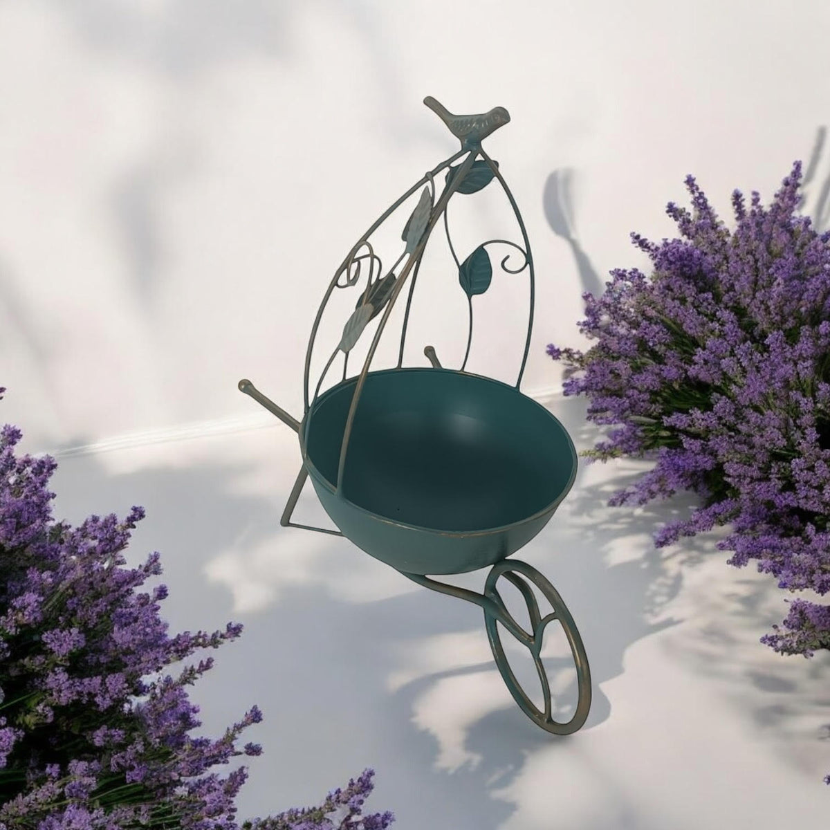 AcaciaHome 36cm Rust-Resistant Metal Garden Planter
