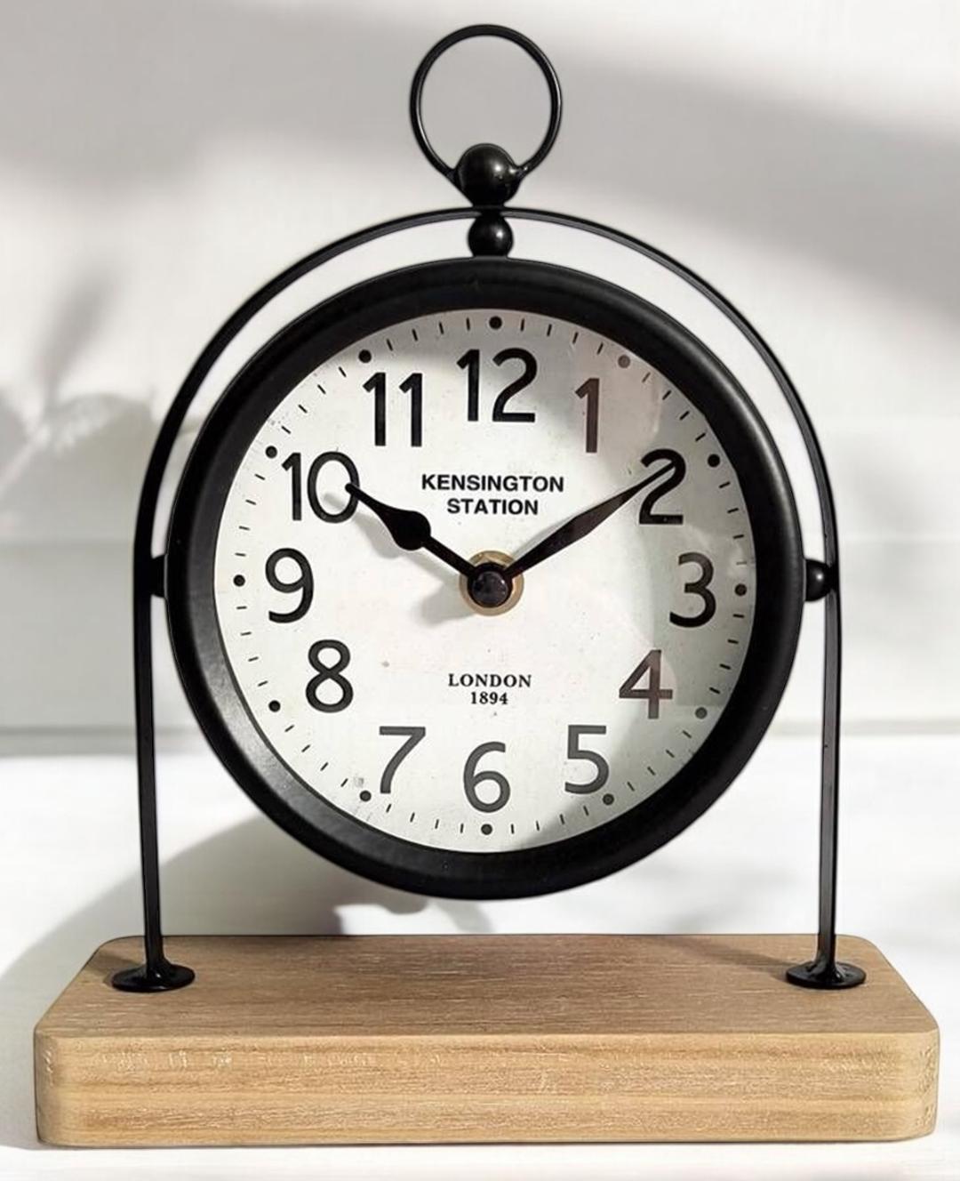 AcaciaHome Silent Sweep Mantel Clock with Easy-to-Read Face – Quiet Tabletop Timepiece for Living Room