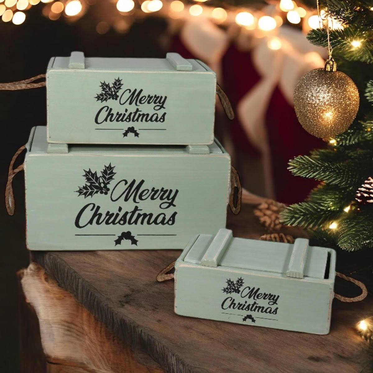 AcaciaHome Vintage Wooden Merry Christmas Storage Crate Set with Sturdy Handles – Festive Rustic Decor