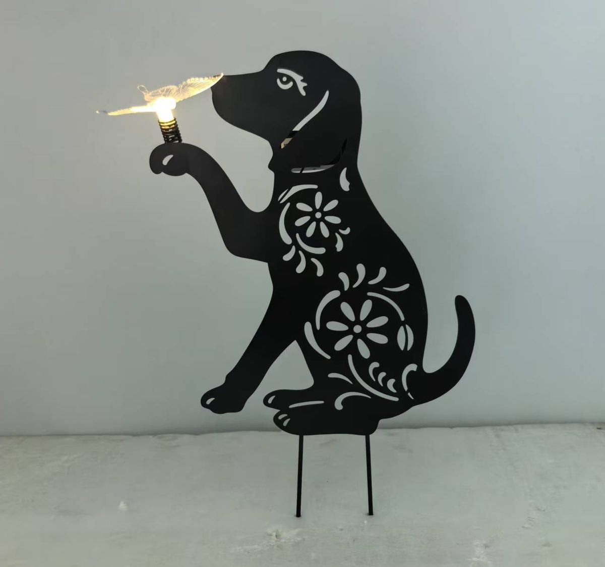 Dog Design Solar Stake Light – Steel Cut Garden Ornament for Dog Lovers