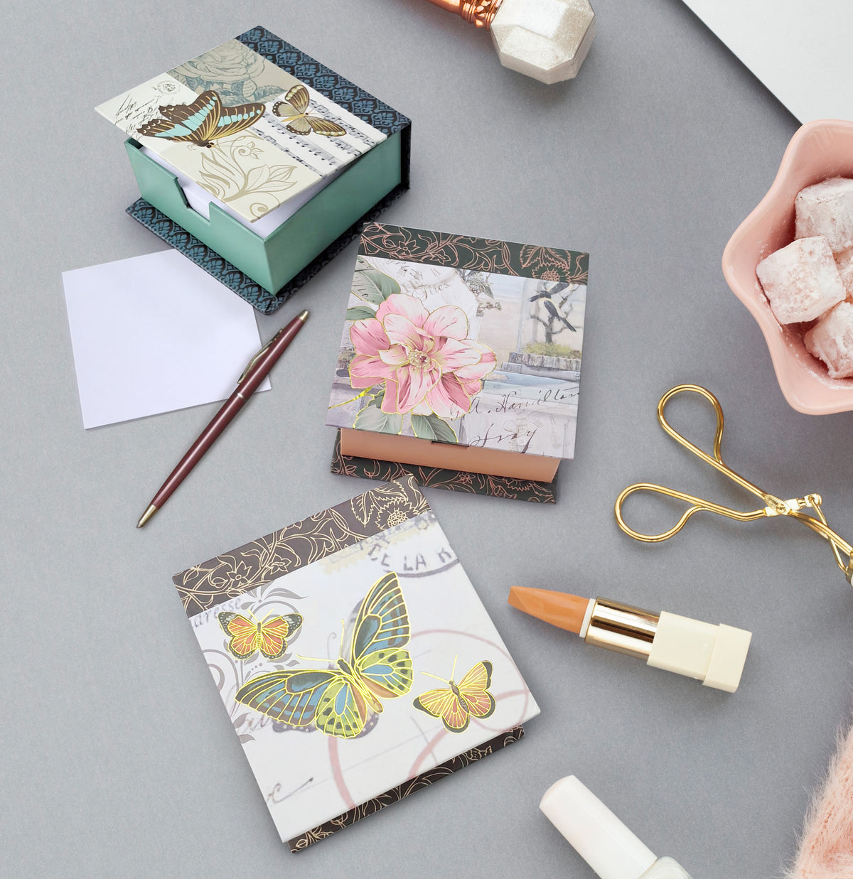 Avilo Butterfly & Flower Memo Boxes, Set of 3 – Decorative Storage for Notes and Keepsakes