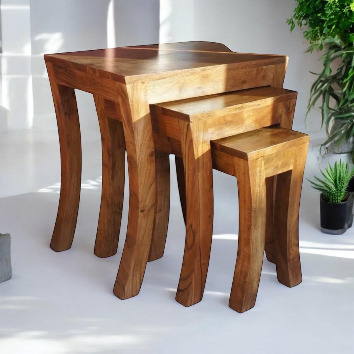 AcaciaHome Set of 3 Solid Wood Nesting Tables – Space-Saving Side Tables, Natural Finish