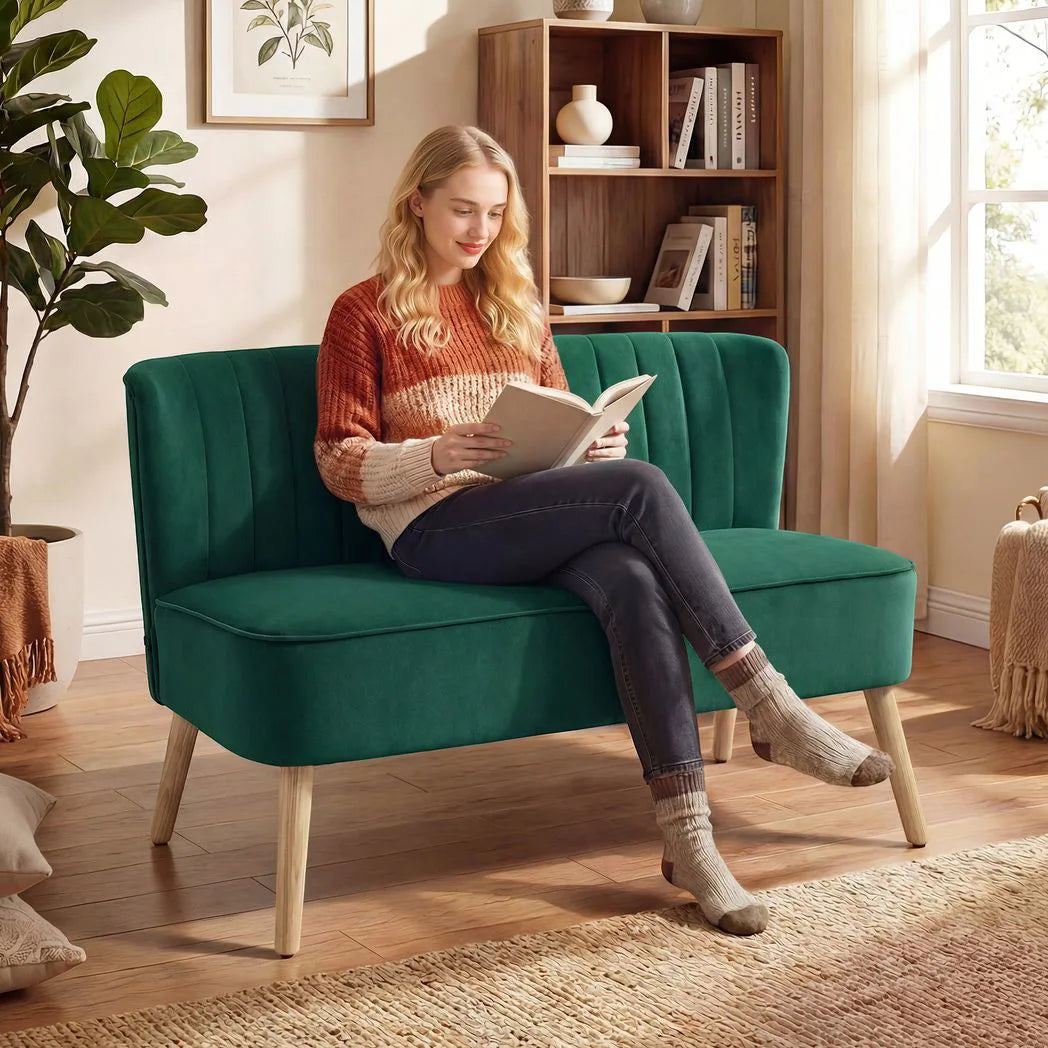 HOMCOM 117cm Small 2 Seater Loveseat Sofa with Thick Padded Seat & Rubberwood Legs – Velvet-Feel, Dark Green
