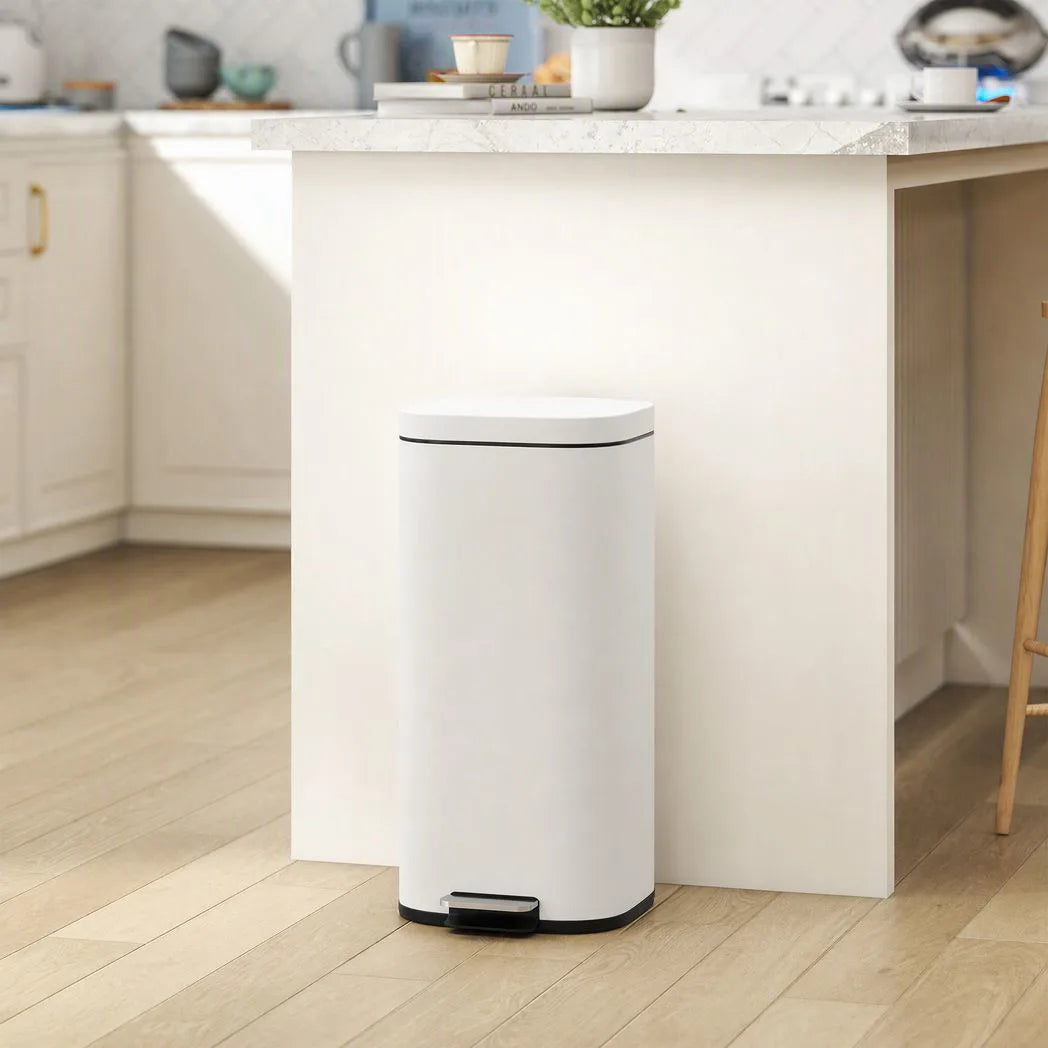 HOMCOM 30L Pedal Kitchen Bin with Soft-Close Lid and Removable Bucket – Compact Metal Rubbish Bin, Cream