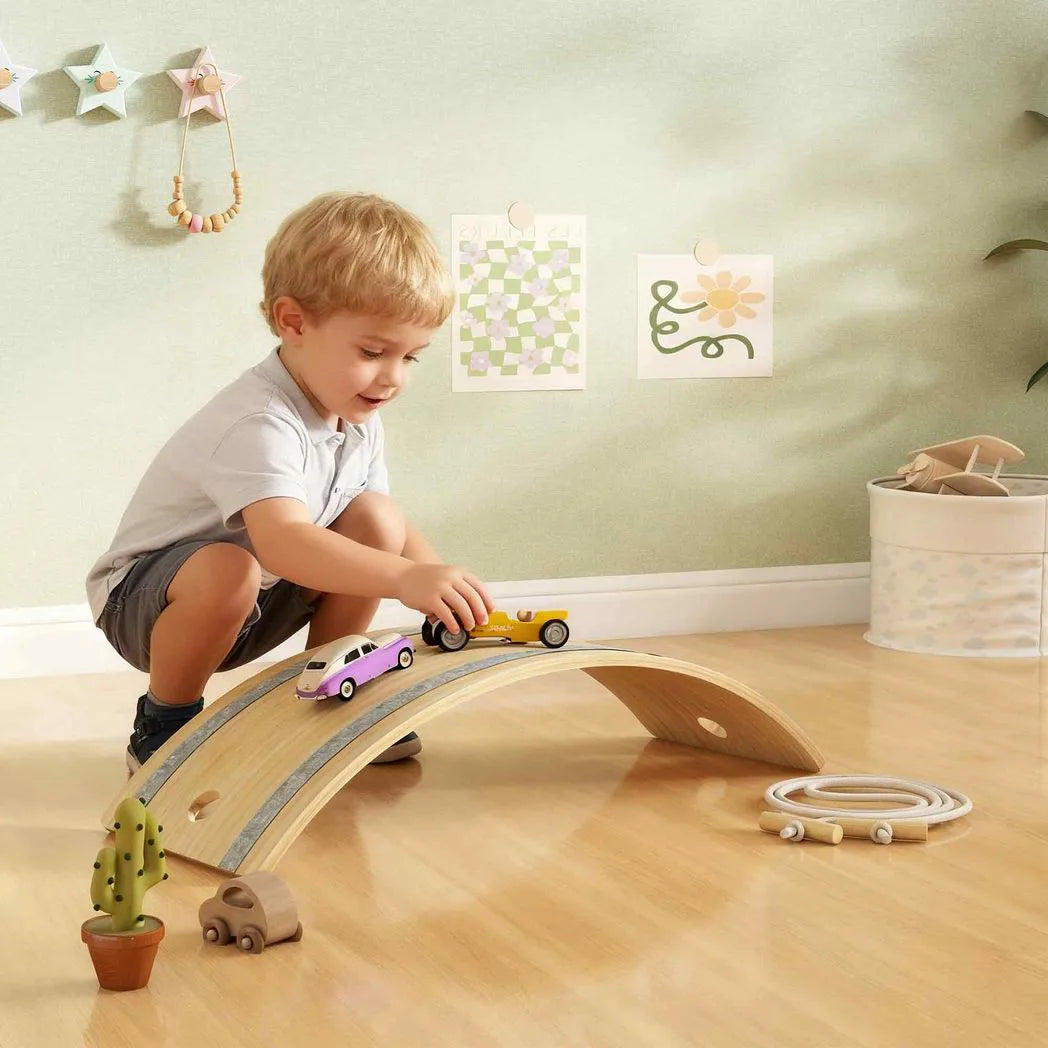 AIYAPLAY Kids Wooden Balance Board with Pull Rope and Silent Felt Base – Toddler Wobble Board for Ages 3-6