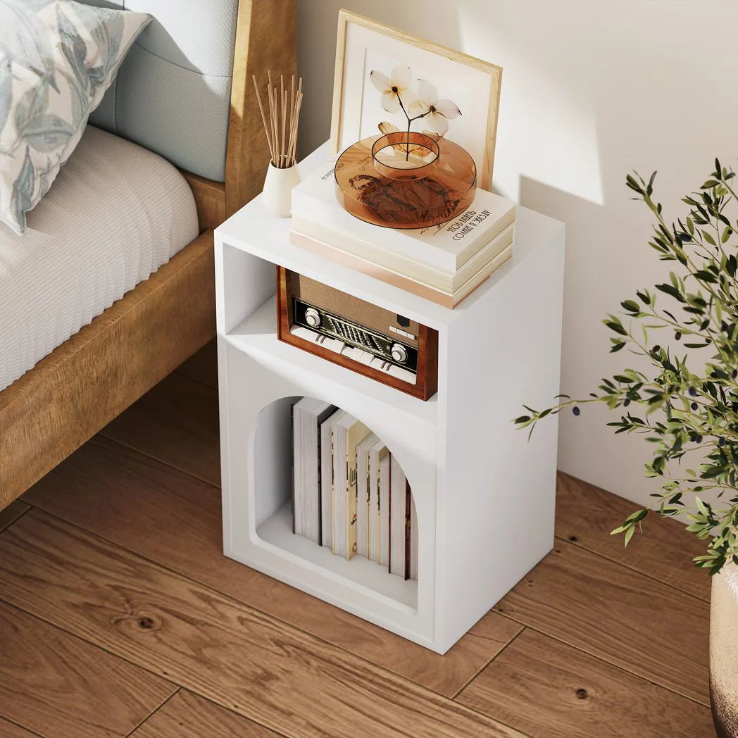 HOMCOM Narrow Bedside Table with 2 Open Compartments and Arched Design – Small Bedroom Nightstand, White