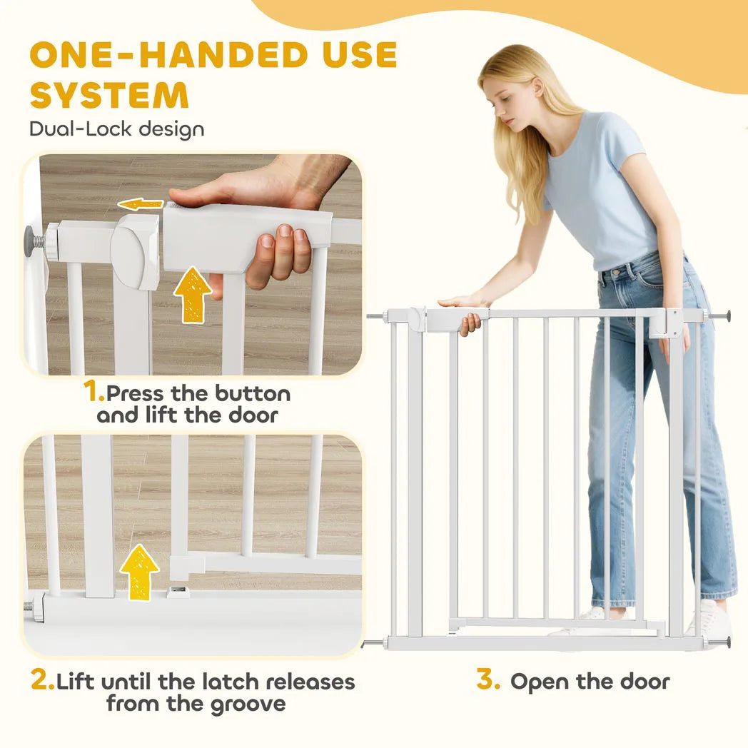 PawHut Pressure-Fit Baby and Pet Safety Gate, 76–81 cm, Two-Way Opening with One-Hand Release