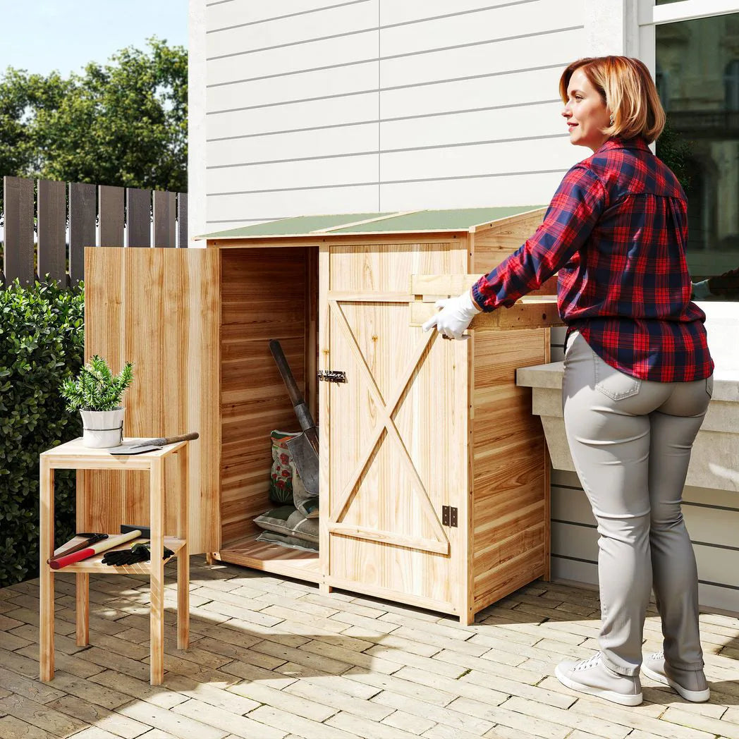 Outsunny Fir Wood Garden Shed with Asphalt Roof, Lockable Door and Removable Table – 140 x 75cm, Natural