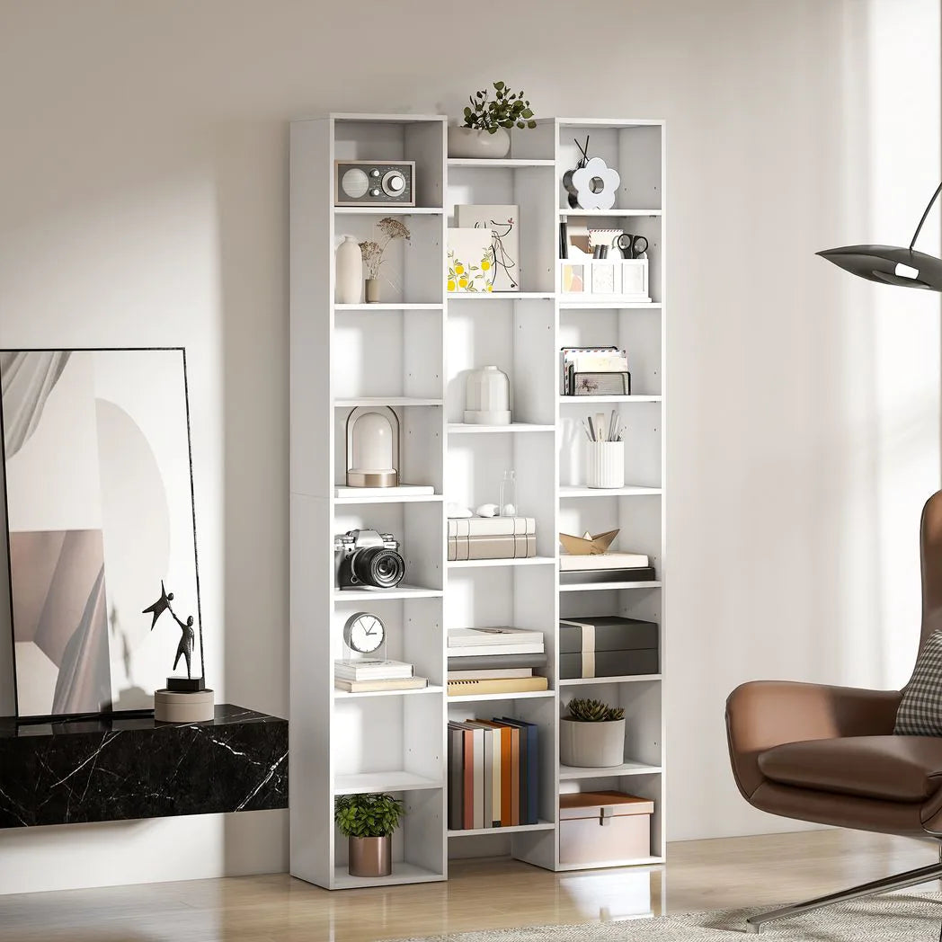 HOMCOM 21-Compartment Bookshelf with Asymmetrical Layout and Anti-Tipping Device – Steel and Board, White