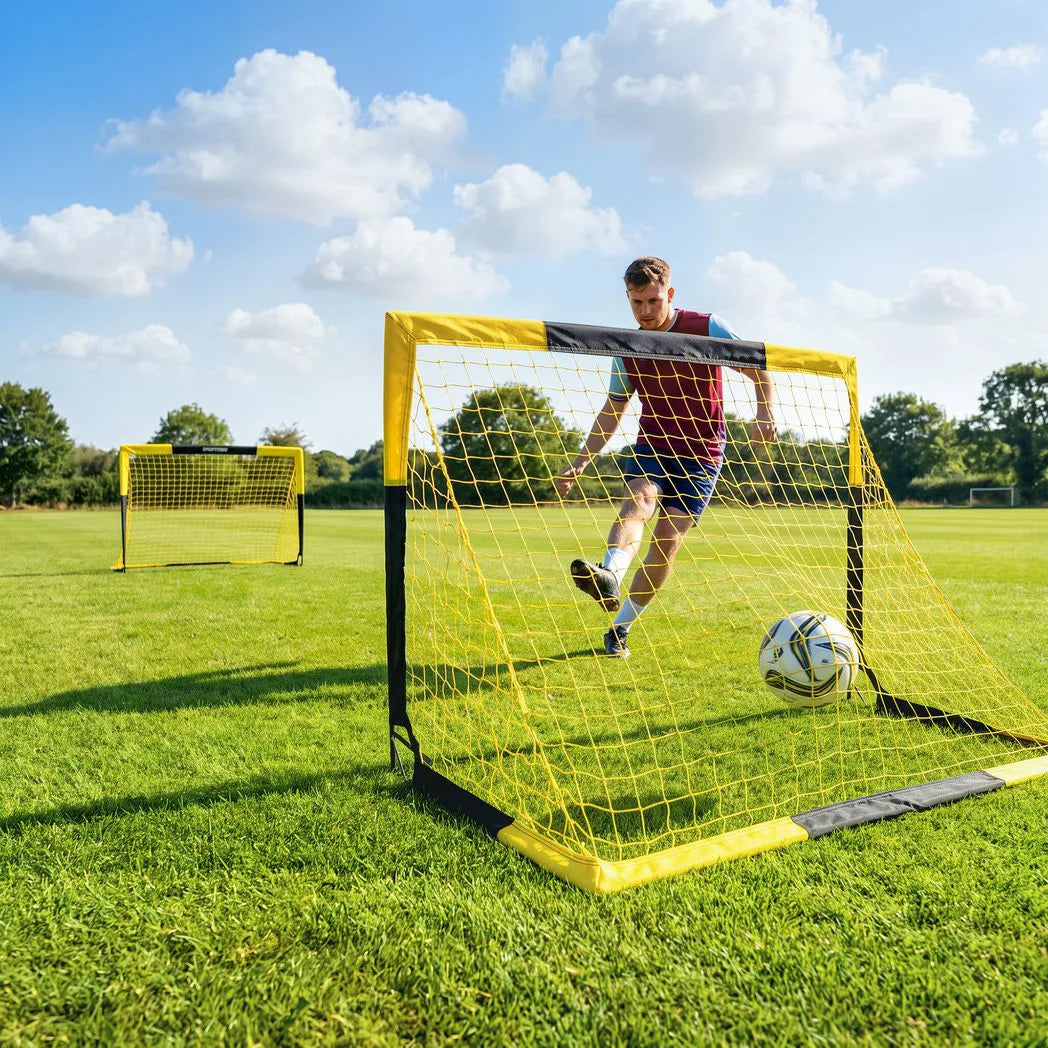 SPORTNOW Set of 2 Pop Up Football Goals with Carry Bag & 8 Ground Stakes – Portable Folding Garden Football Nets