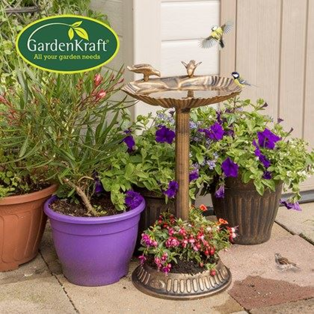 GardenKraft Clam Shell Bird Bath with Built-in Base Planter – Weatherproof Freestanding Garden Ornament