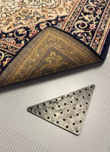 Avilo Carpet Gripper Triangles, Set of 4 – Self-Adhesive Rug and Mat Grips with Plastic Spikes