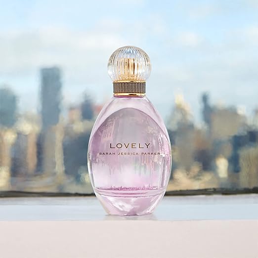 Sarah Jessica Parker Lovely Eau de Parfum Spray 50ml – Fresh Floral Women's Fragrance, Bergamot & Orchid