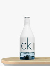 Calvin Klein IN2U Him Eau de Toilette Spray 100ml – Woody, Fresh & Citrus Fragrance for Men
