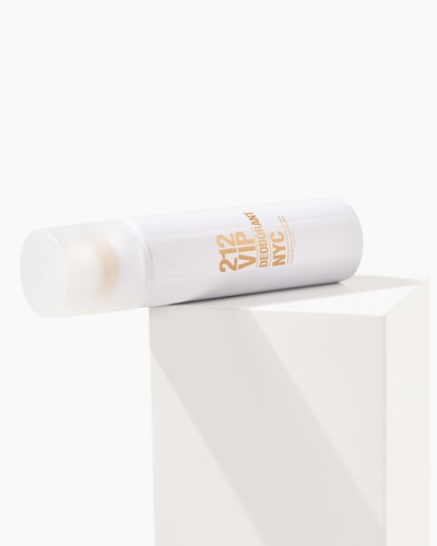 Carolina Herrera 212 VIP Deodorant Spray 150ml – Long-Lasting Odour Protection, Passion Fruit & Vanilla Scent