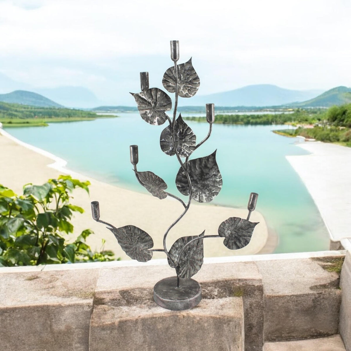 Silver Flower-Shaped Metal Candelabra, 77cm Tall – Art Deco Floral Table Centrepiece