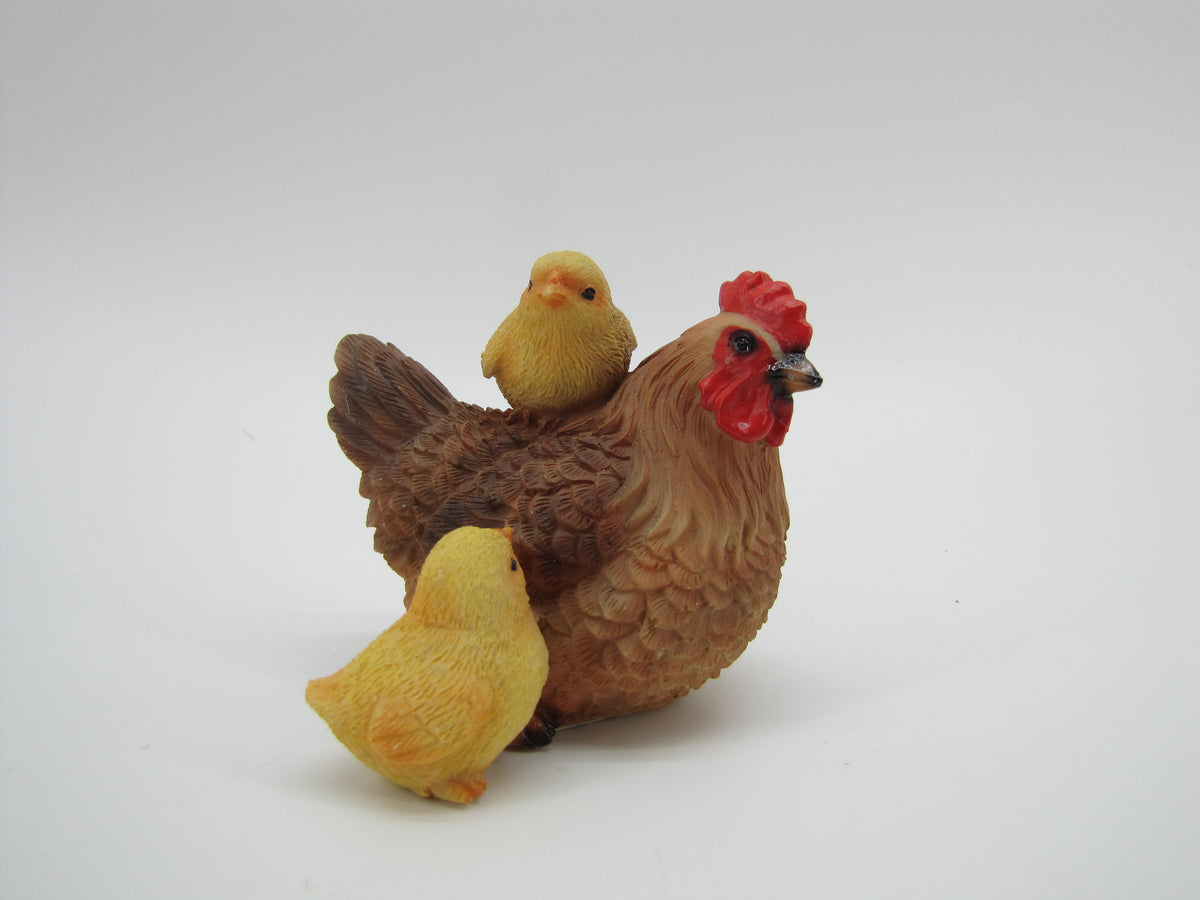 Avilo Chicken Family Garden Ornament – Farmyard Decoration for Gardens