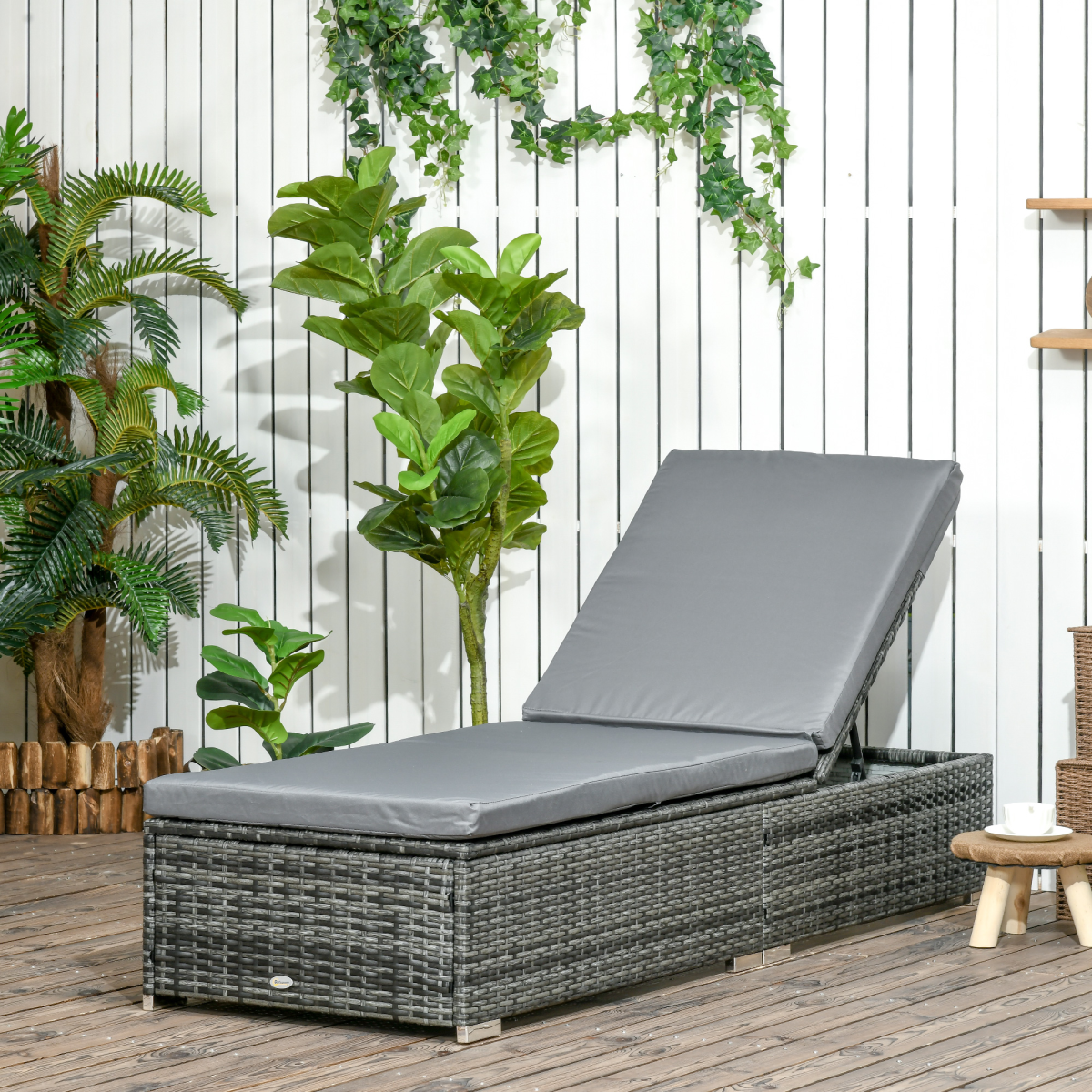 Outsunny Rattan Sun Lounger with 5-Position Backrest & Padded Cushion – Garden Patio Chaise Lounge