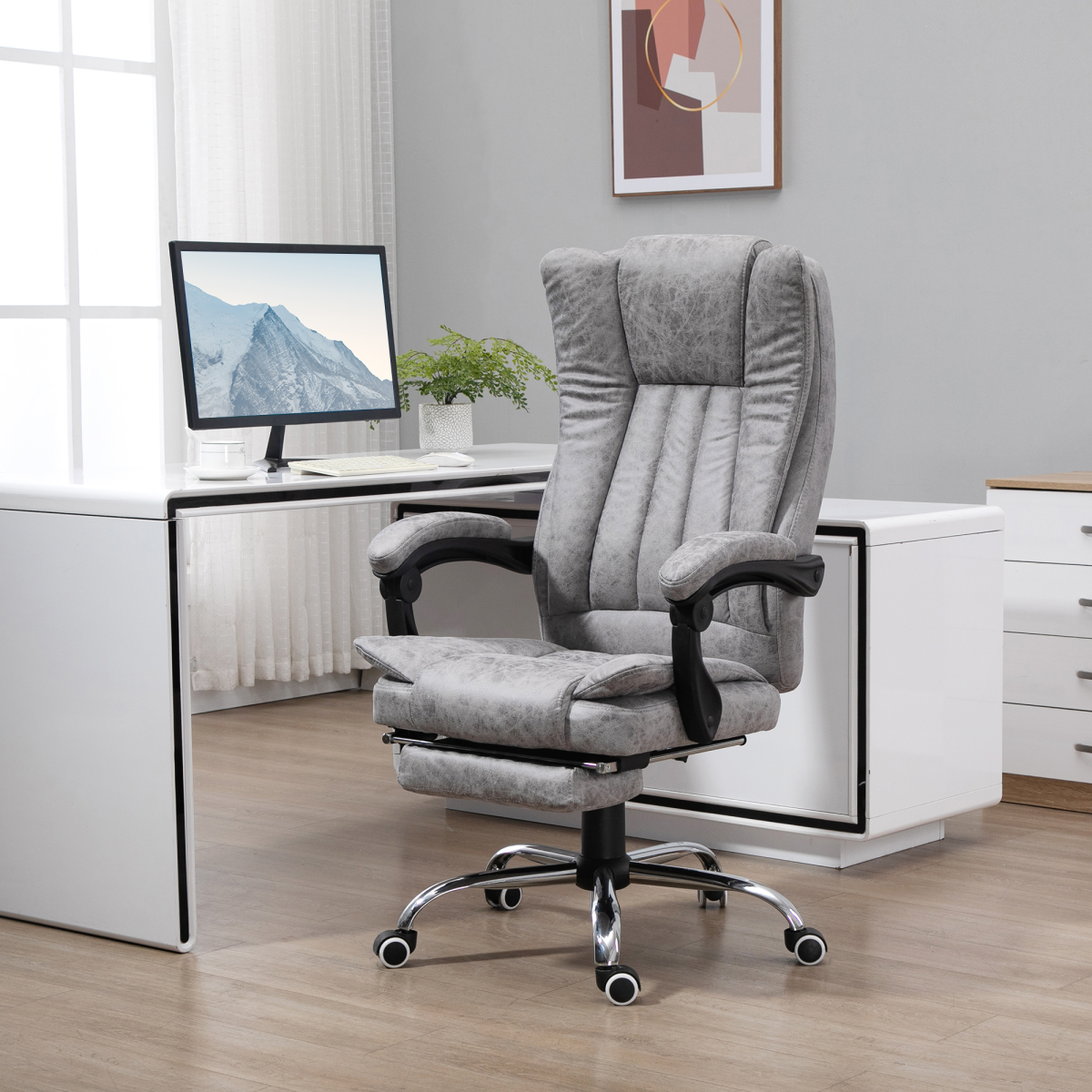Vinsetto 6-Point Vibration Massage Office Chair with Heating & Remote – Microfibre Swivel Chair, Grey