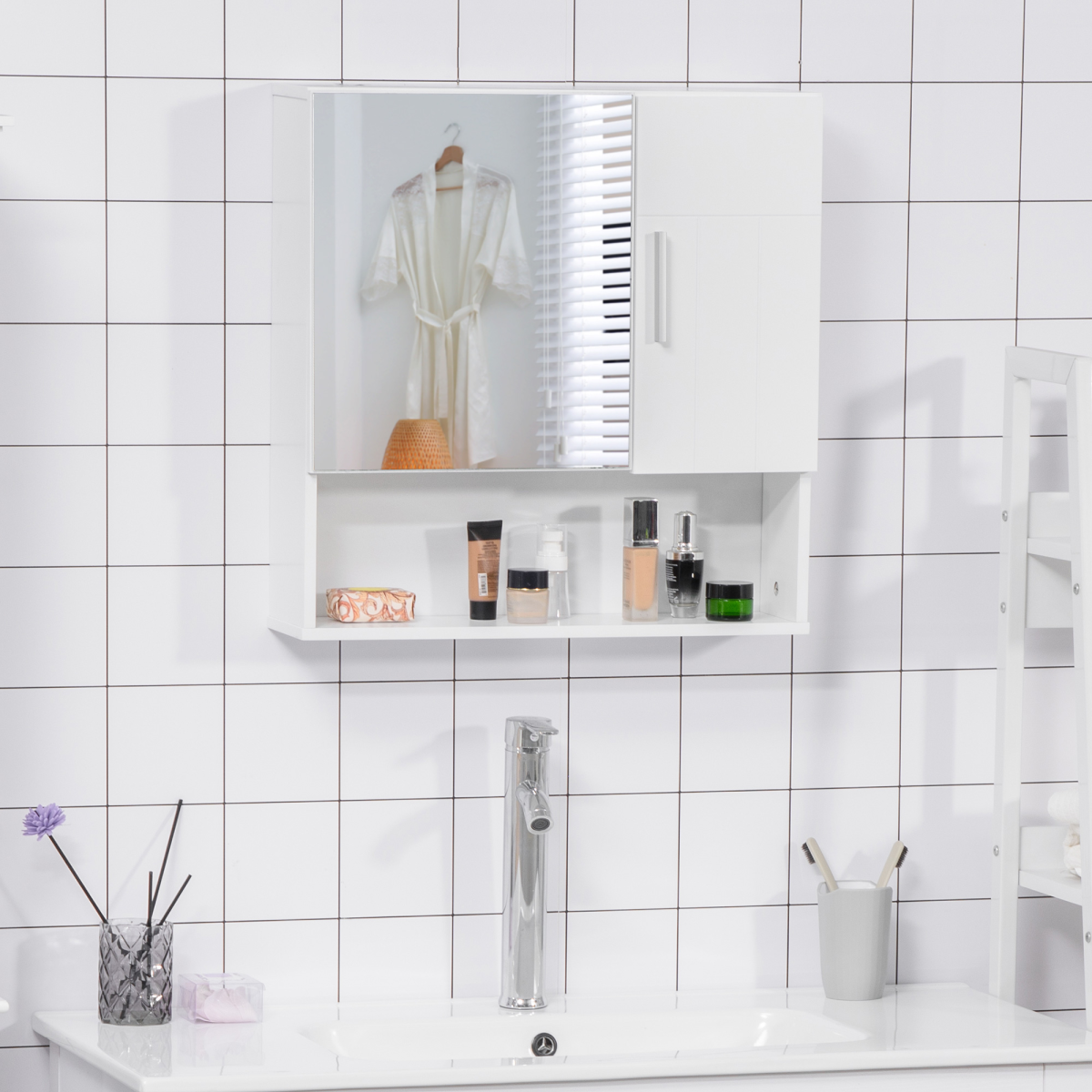 kleankin Wall Mounted Bathroom Mirror Cabinet with Adjustable Shelves and Soft-Close Door – White