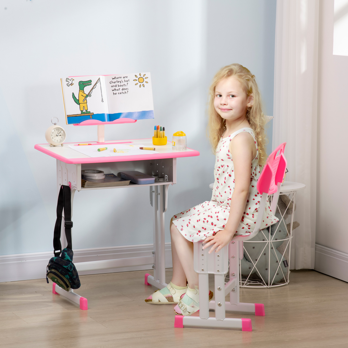 HOMCOM Kids Desk and Chair Set with Drawer, Book Stand & Cup Holder – Height Adjustable Study Table, Pink