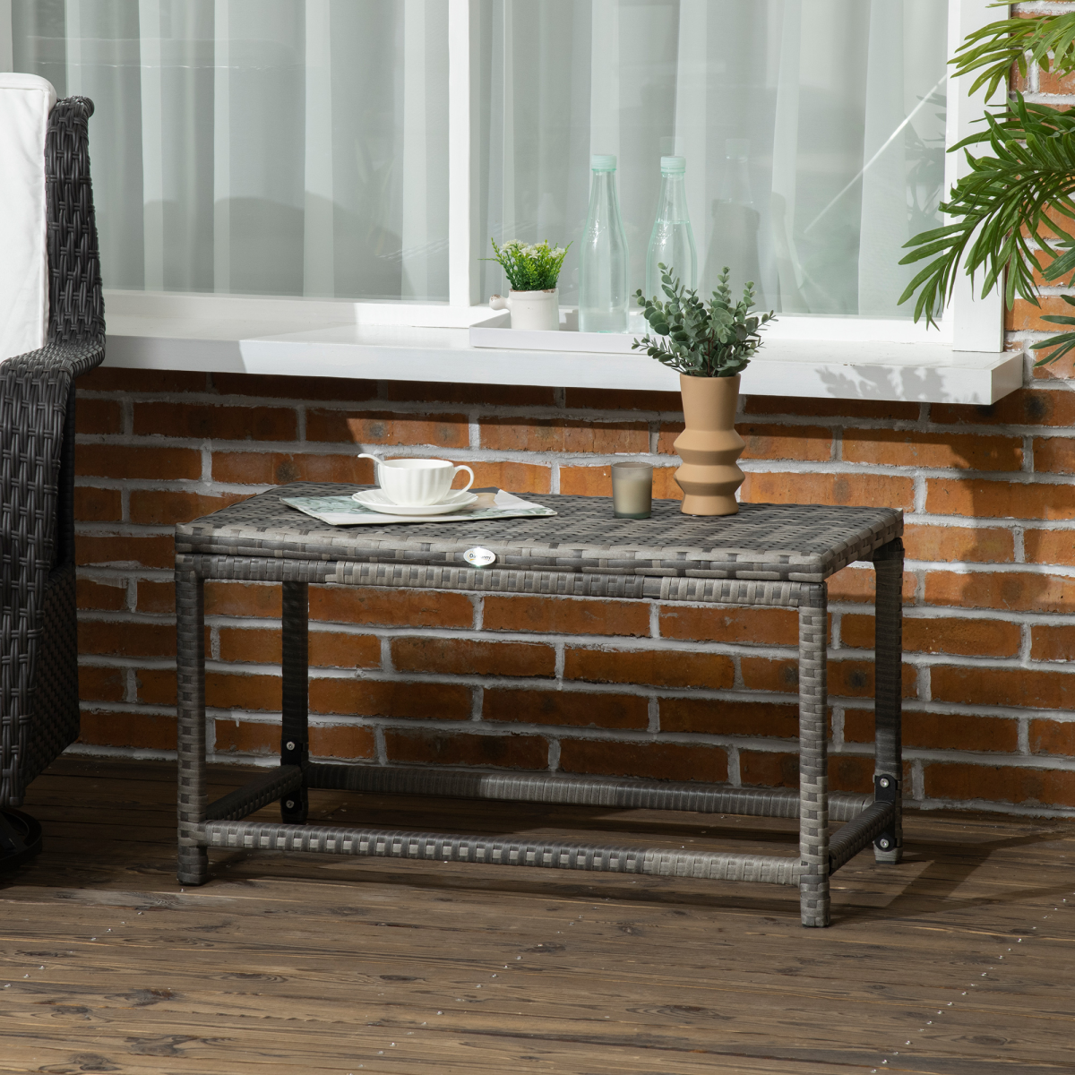Outsunny Outdoor Coffee Table with Steel Frame & Woven Rattan-Effect Top – Garden Side Table, Grey