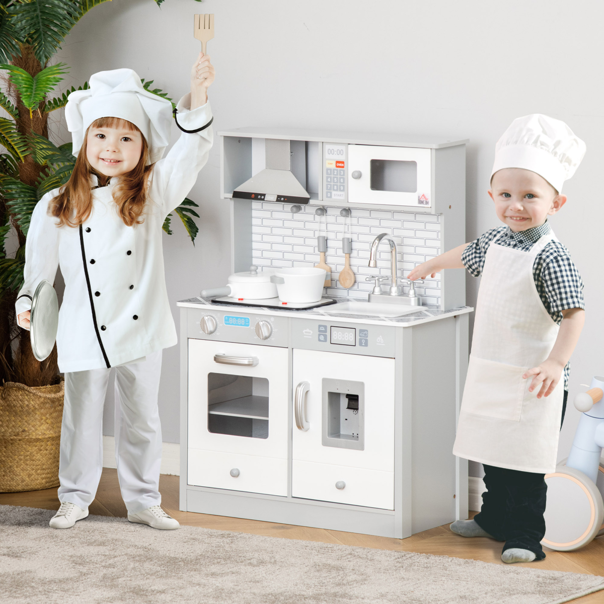 HOMCOM Kids Wooden Play Kitchen with Sink, Microwave, Light & Sound Effects – Pretend Cooking Playset for Ages 3-6