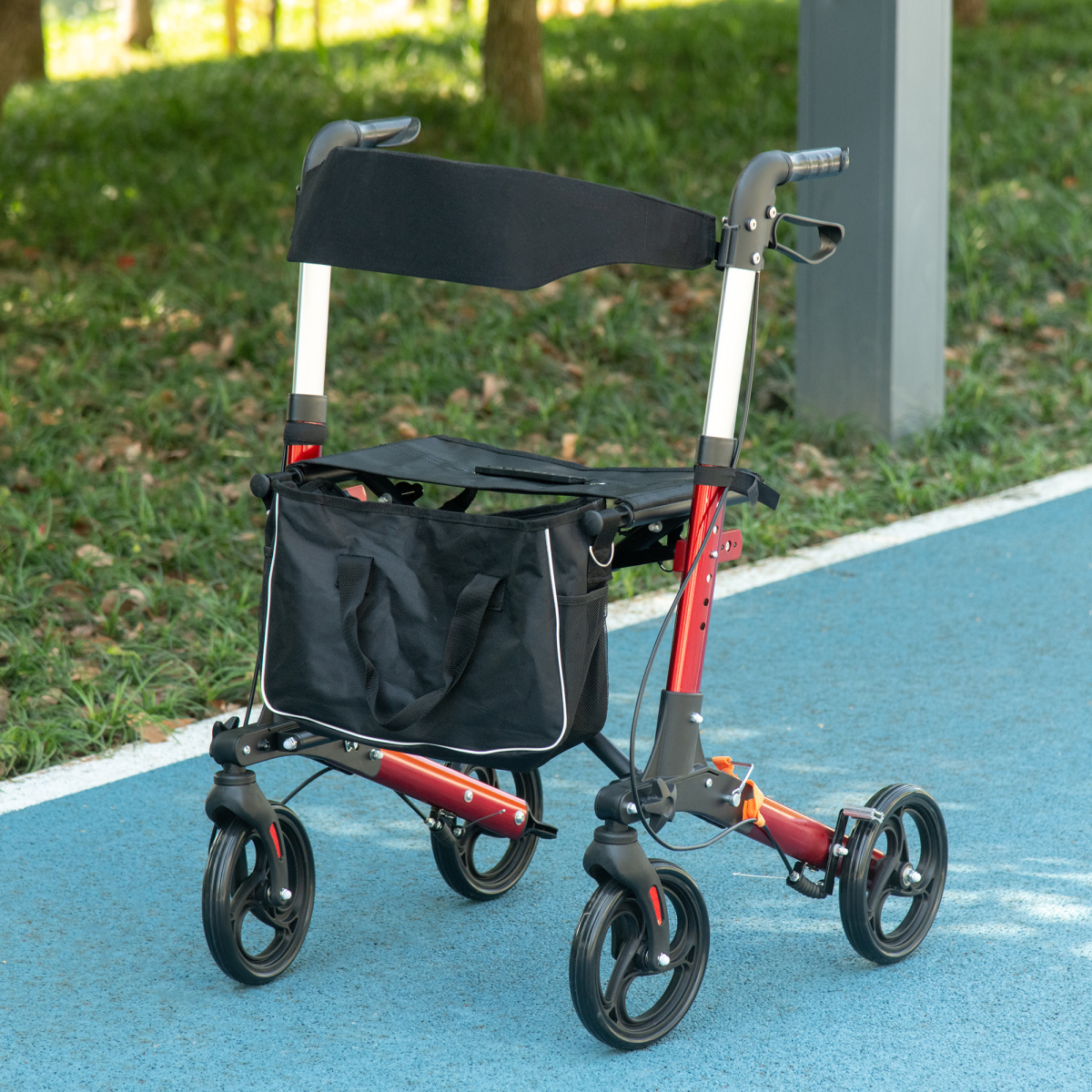 HOMCOM Folding Aluminium Rollator Walker with Seat & Storage Bag – Height Adjustable Mobility Aid