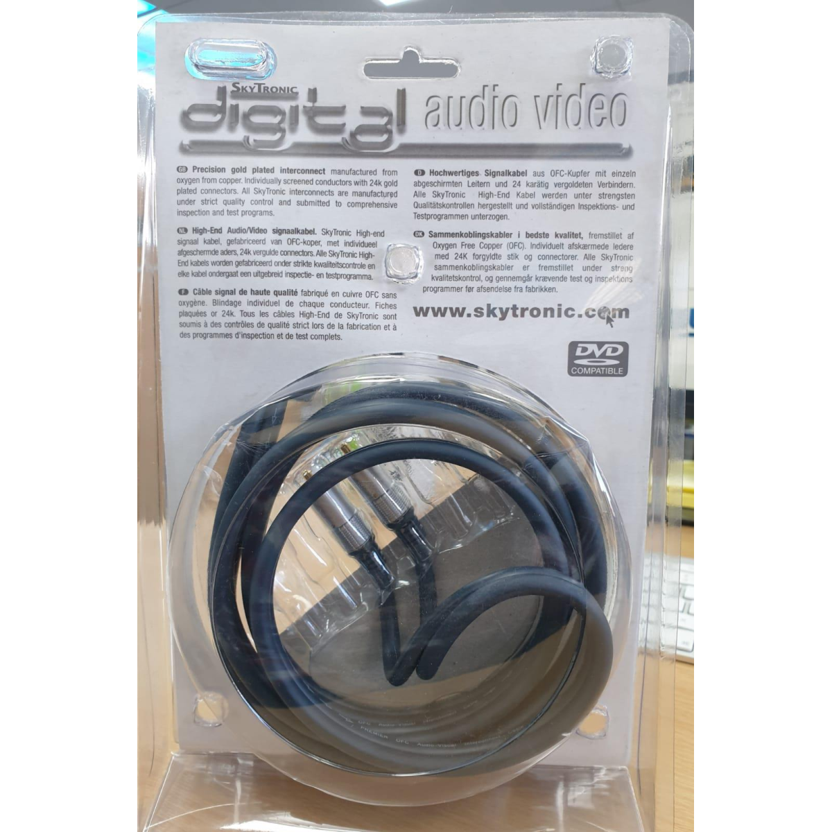 SKYTRONIC Digital Audio Video Scart to 2 Phono Cable 109.205 – Gold Plated Contacts, Shielded