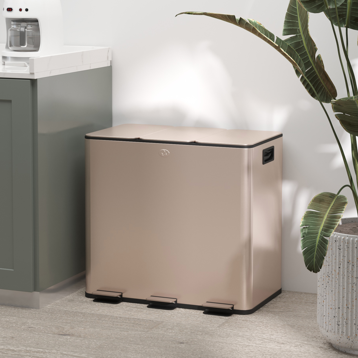 HOMCOM 3 x 15L Triple Recycling Pedal Bin with Lids – Kitchen Waste Sorting, Gold Tone