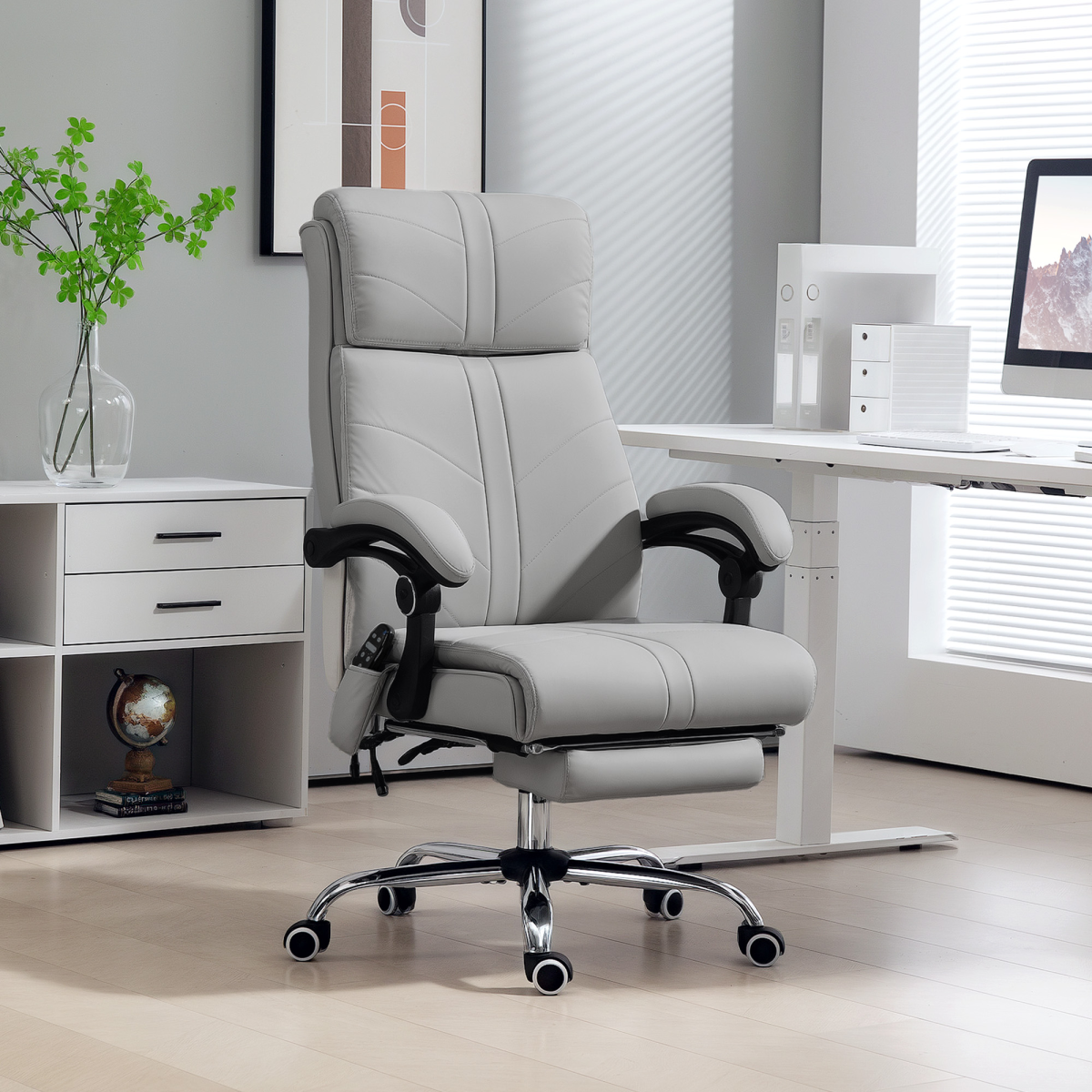 Vinsetto Heated Massage Office Chair with 4-Point Vibration, Footrest & Remote – Light Grey PU Leather