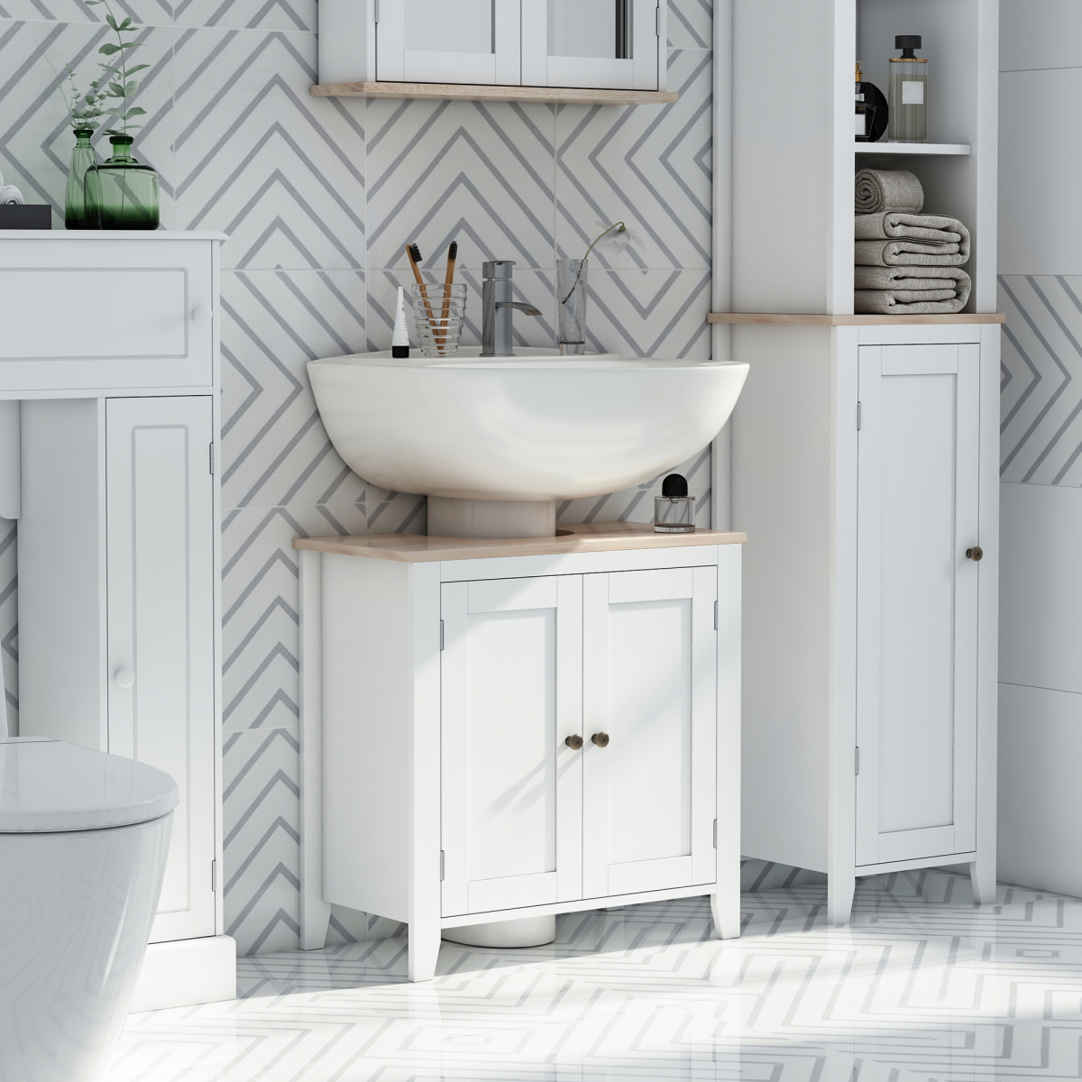 kleankin Pedestal Under-Sink Bathroom Cabinet with Double Doors – Space-Saving Storage for Small Bathrooms