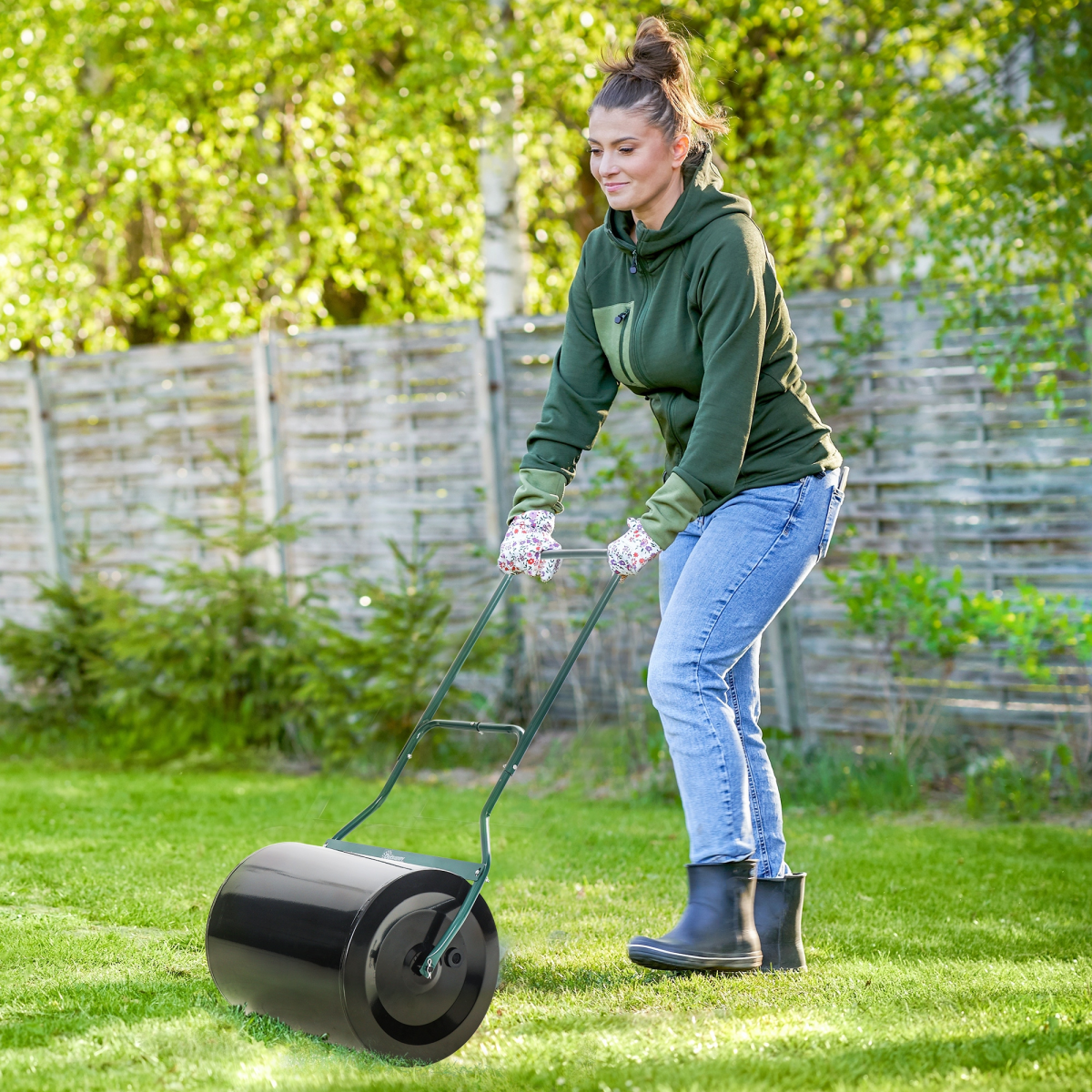 Outsunny 60L Steel Garden Roller – Push or Pull Water or Sand Fillable Lawn Rolling Drum
