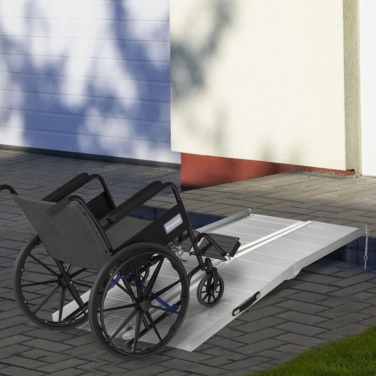 HOMCOM Folding Aluminium Wheelchair Ramp 183 x 72cm with Guardrails & Carry Handle – 270kg Mobility Scooter Ramp
