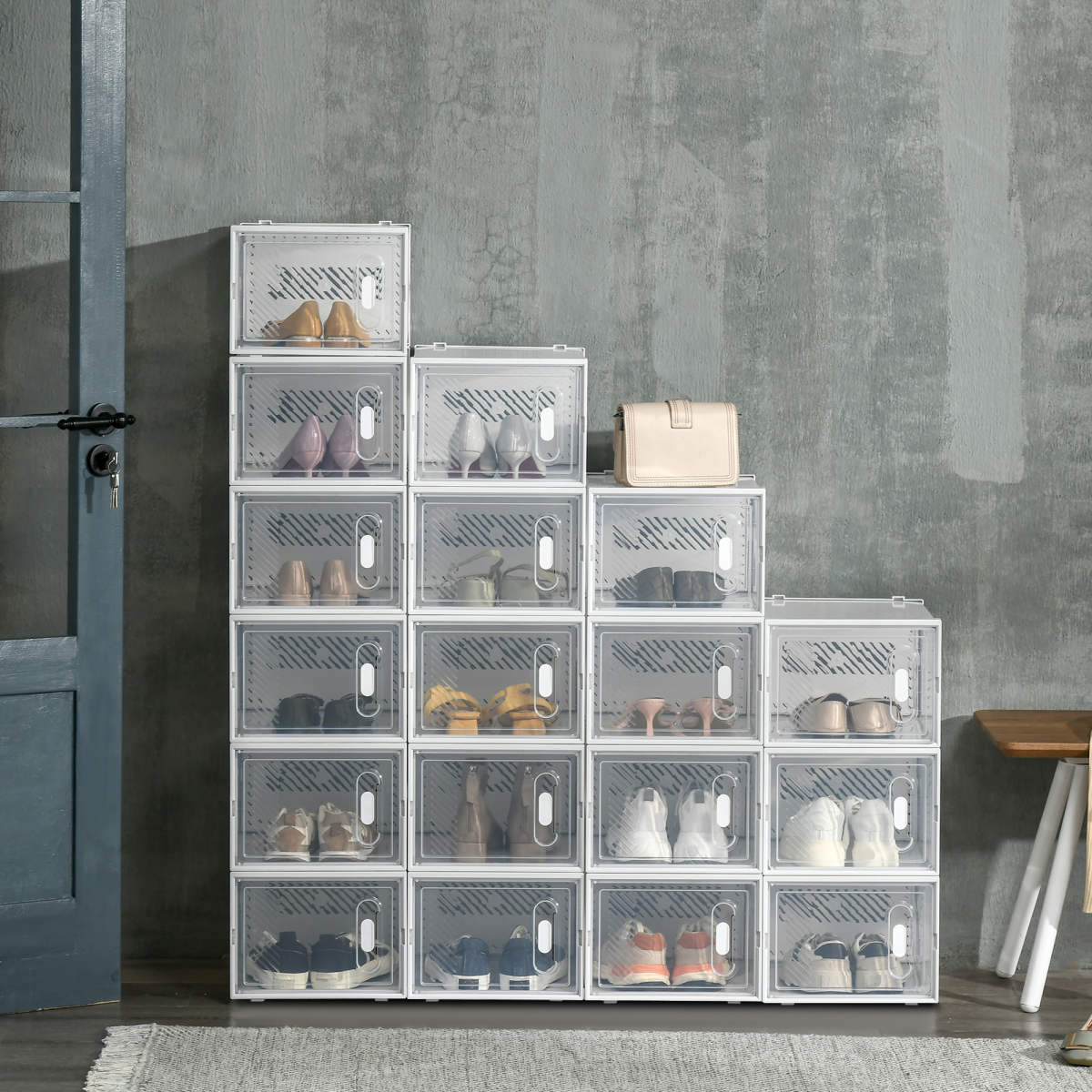 HOMCOM Clear Stackable Shoe Boxes, Set of 18 – Magnetic Doors, Fits up to UK Size 12, 28 x 36 x 21cm