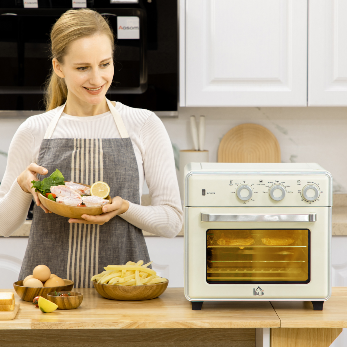 HOMCOM 7-in-1 Toaster Oven with 4-Slice Capacity, 20L, 60-Minute Timer and Air Fry – 1400W