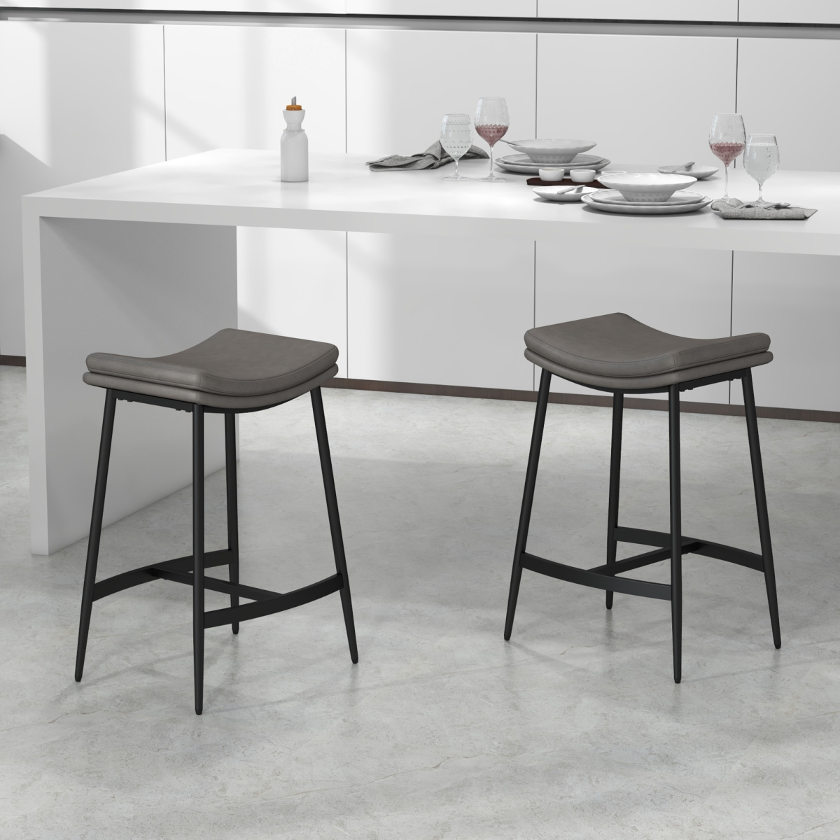 HOMCOM Upholstered Breakfast Bar Stools with Curved Seats & Footrest – Set of 2 Kitchen Stools, Grey