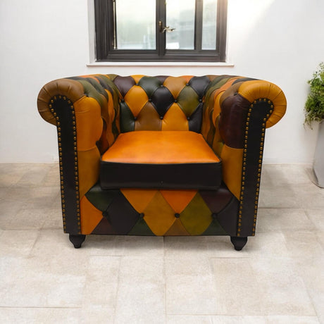 MSL armchair Chesterfield arm detail