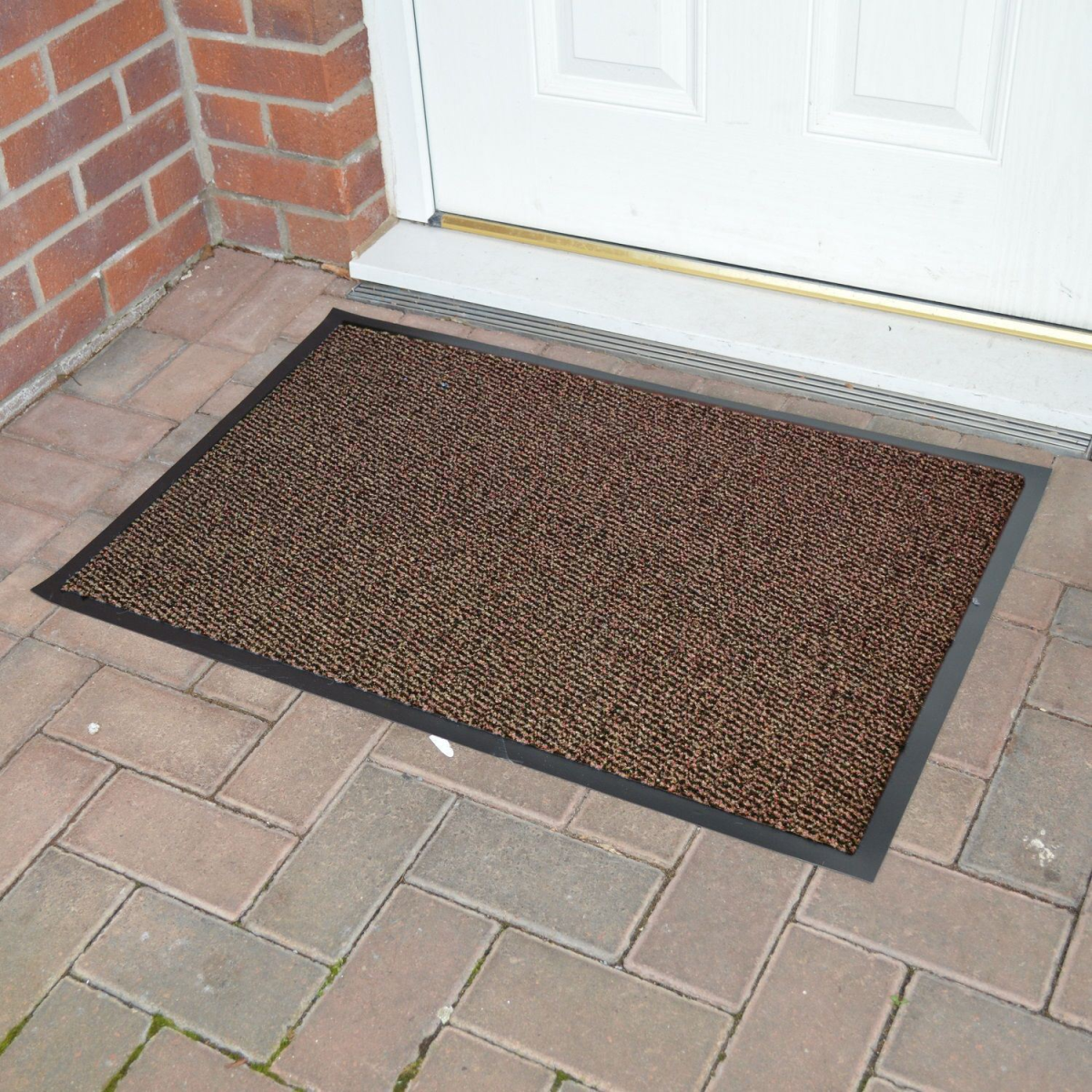 Super Hard-Wearing Barrier Mat 50 x 80cm – Heavy-Duty Dirt Barrier for Homes, Shops & Workplaces, Brown
