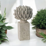 Stone-Look Resin Flower Garden Ornament on Base – Decorative Floral Figurine for Home or Office, 21cm