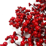 Leaf Design Extra Large Luxury Christmas Wreath with Red Berries – 60cm Natural Woven Base for Doors