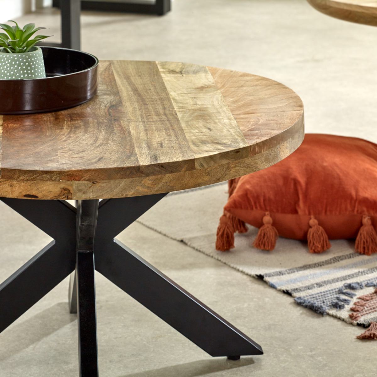 Indian Hub Surrey Solid Mango Wood Coffee Table with Metal Spider Legs – Handmade Industrial Style