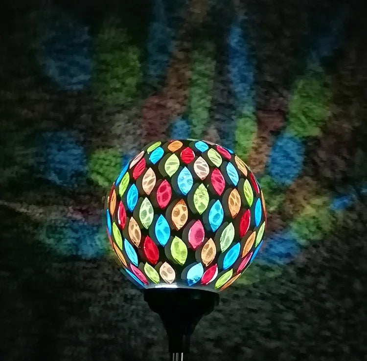 Avilo Solar Garden Light Ball – Bright, Colourful Outdoor Glow for Gardens