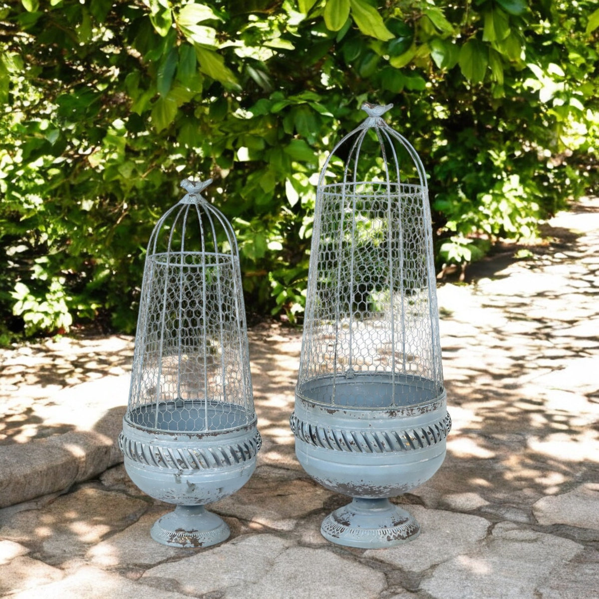 Decorative Cream Metal Plant Stands, Set of 2 – Stylish Home & Garden Display, 83cm & 70cm